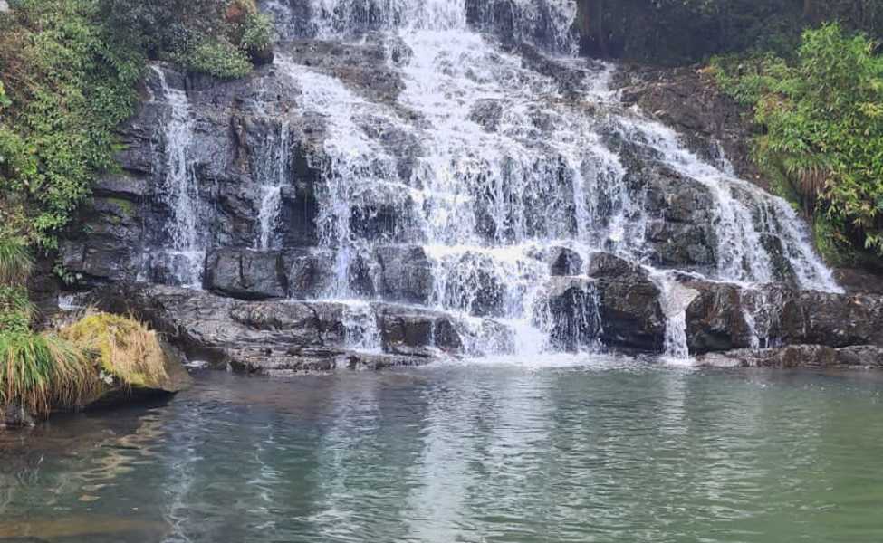 Shillong Sightseeing with Bulls Trek